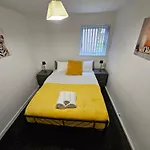 Furnished 1 Bedroom Apt In Liverpool